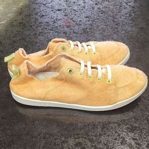 Vionic Beach Peach and White Sandals